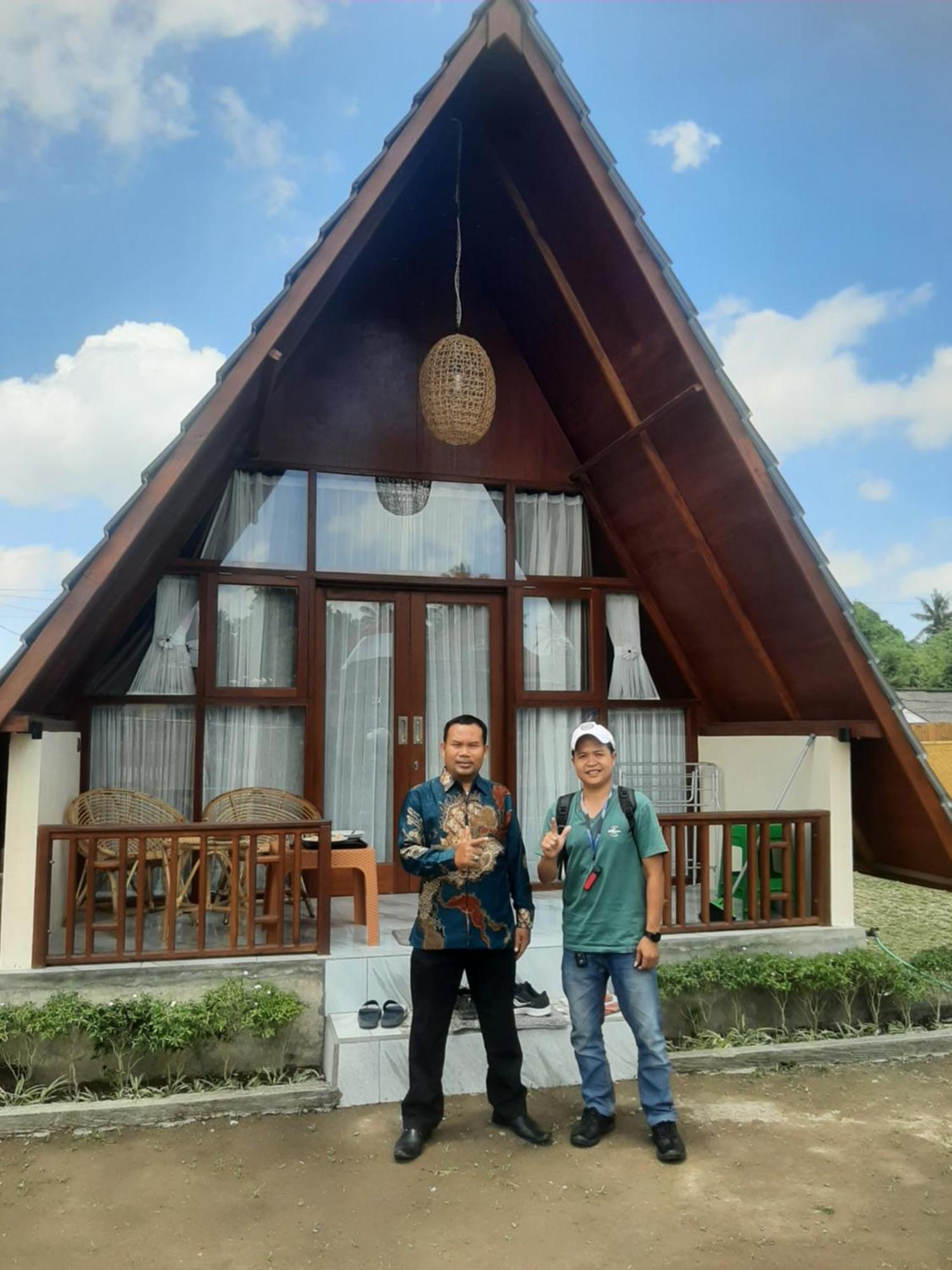 D' Carasti Bungalow Masbagik Esterno foto