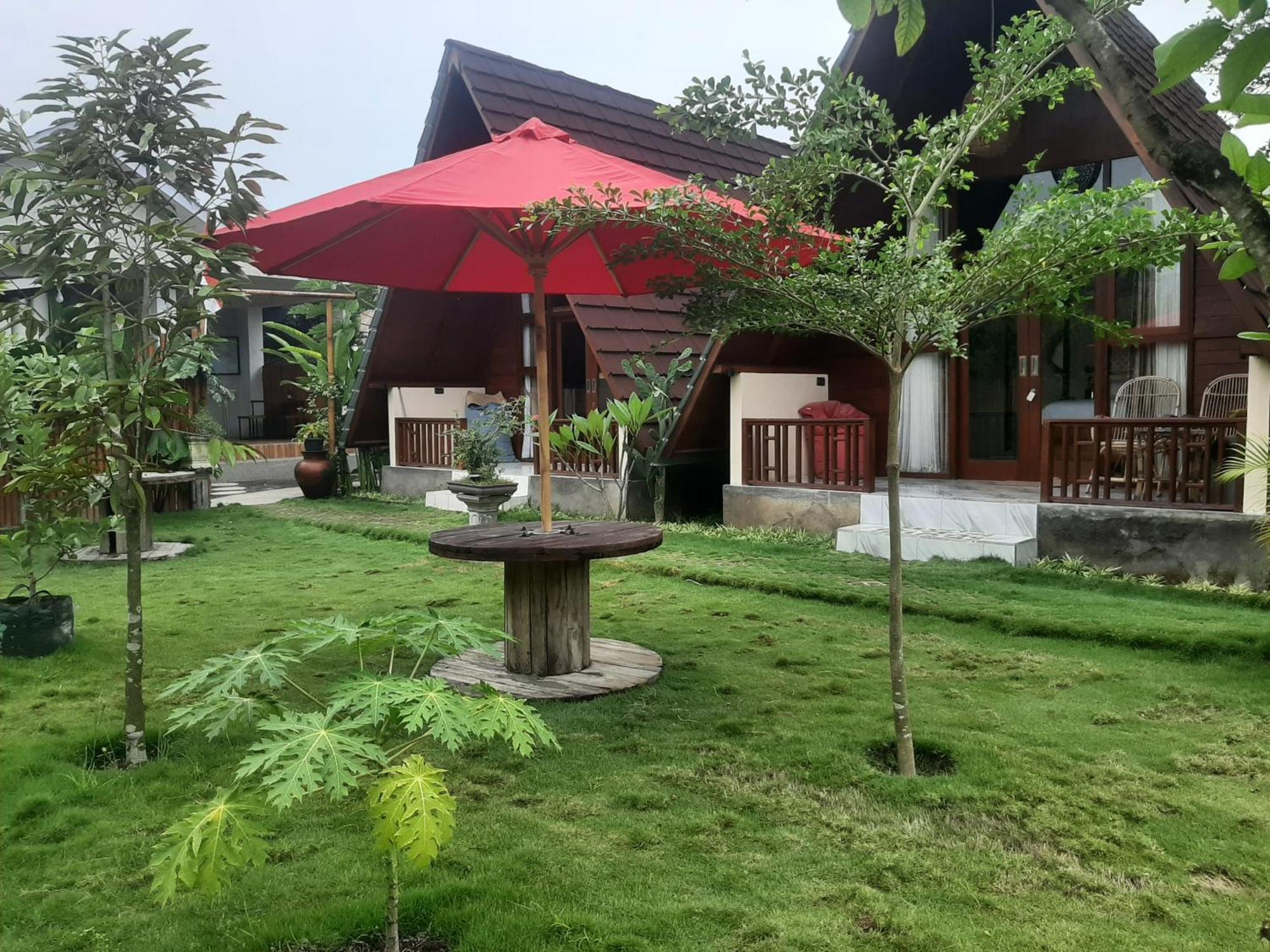 D' Carasti Bungalow Masbagik Esterno foto